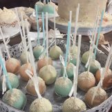 Sanelas Tortenwelt, Hochzeitstorten, Cupcakes, Zuckerfiguren essbar, kunst