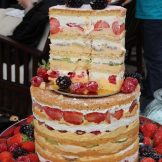 Naked Cake, Hochzeitstorte, Sanelas Tortenwelt, Bückeburg, Obstfüllung