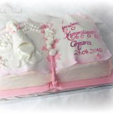 Die Kommunionstorte, 3D Buch-Torte, rosa