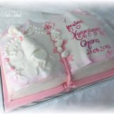 Die Kommunionstorte, 3D Buch-Torte, rosa