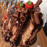 Die Torte, Erdbeeren, Toffifee, Kinder Bueno, Schokolade, Sanelas Tortenwelt