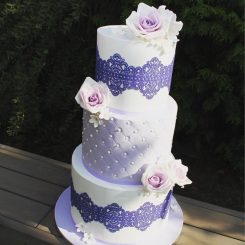 Lila-Vintage-Wedding-Cake, Zuckerrosen, violett Rosen, Sanelas Tortenwelt, Hochzeitstorten, Bückeburg39