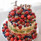 Naked Cake, Vanille Creme, frische Erdbeeren, Himbeeren, Blaubeeren, Brombeeren, Sanelas Tortenwelt, Hochzeitstorten, Wedding Cakes, Bückeburg