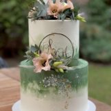 Sanelas Tortenwelt, Hochzeitstorten, Wedding Cakes, Vintage Wedding Cake, Vintage Hochzeitstorte, Semi Naked Wedding Cake, Naked Cake, Cupcakes, kunst, Bückeburg, Minden, Hannover, Bad Nenndorf, Bielefeld, Hameln, Rinteln, Uchte, Hof Frien, Stadthagen, Häserhof, Gasthof Vehlen, Altes Zollhaus, Brüngers Landwirtschaft, GOP Bad Oeynhausen, Häserhof, Hof von Laer, Hotel Bad Minden, Kaiser Wilhelm, Kloster Möllenbeck, Kupfersaal Petershagen, Morhoff Petershagen, Rittergut Remeringhausen, Scarabeo Minden, Schloss Bückeburg, Schloss Ovelgönne, Schloss von Hammerstein, Schäferhof Rusbend, Weserscheune Buchholz, Zum Wilden Schmied Bad Oeynhausen