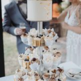 Sanelas Tortenwelt, Hochzeitstorten, Wedding Cakes, Vintage Wedding Cake, Vintage Hochzeitstorte, Semi Naked Wedding Cake, Naked Cake, Cupcakes, kunst, Bückeburg, Minden, Hannover, Bad Nenndorf, Bielefeld, Hameln, Rinteln, Uchte, Hof Frien, Stadthagen, Häserhof, Gasthof Vehlen, Altes Zollhaus, Brüngers Landwirtschaft, GOP Bad Oeynhausen, Häserhof, Hof von Laer, Hotel Bad Minden, Kaiser Wilhelm, Kloster Möllenbeck, Kupfersaal Petershagen, Morhoff Petershagen, Rittergut Remeringhausen, Scarabeo Minden, Schloss Bückeburg, Schloss Ovelgönne, Schloss von Hammerstein, Schäferhof Rusbend, Weserscheune Buchholz, Zum Wilden Schmied Bad Oeynhausen