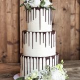 Sanelas Tortenwelt, Hochzeitstorten, Wedding Cakes, Vintage Wedding Cake, Vintage Hochzeitstorte, Semi Naked Wedding Cake, Naked Cake, Cupcakes, kunst, Bückeburg, Minden, Hannover, Bad Nenndorf, Bielefeld, Hameln, Rinteln, Uchte, Hof Frien, Stadthagen, Häserhof, Gasthof Vehlen, Altes Zollhaus, Brüngers Landwirtschaft, GOP Bad Oeynhausen, Häserhof, Hof von Laer, Hotel Bad Minden, Kaiser Wilhelm, Kloster Möllenbeck, Kupfersaal Petershagen, Morhoff Petershagen, Rittergut Remeringhausen, Scarabeo Minden, Schloss Bückeburg, Schloss Ovelgönne, Schloss von Hammerstein, Schäferhof Rusbend, Weserscheune Buchholz, Zum Wilden Schmied Bad Oeynhausen