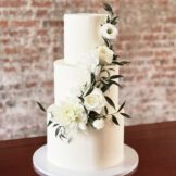Sanelas Tortenwelt, Hochzeitstorten, Wedding Cakes, Vintage Wedding Cake, Vintage Hochzeitstorte, Semi Naked Wedding Cake, Naked Cake, Cupcakes, kunst, Bückeburg, Minden, Hannover, Bad Nenndorf, Bielefeld, Hameln, Rinteln, Uchte, Hof Frien, Stadthagen, Häserhof, Gasthof Vehlen, Altes Zollhaus, Brüngers Landwirtschaft, GOP Bad Oeynhausen, Häserhof, Hof von Laer, Hotel Bad Minden, Kaiser Wilhelm, Kloster Möllenbeck, Kupfersaal Petershagen, Morhoff Petershagen, Rittergut Remeringhausen, Scarabeo Minden, Schloss Bückeburg, Schloss Ovelgönne, Schloss von Hammerstein, Schäferhof Rusbend, Weserscheune Buchholz, Zum Wilden Schmied Bad Oeynhausen