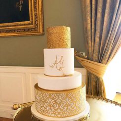 Castles Weddings, Golden Wedding Cake, Sanelas Tortenwelt, Hochzeitstorten, Vintage Wedding Cakes, Semi-Naked Wedding Cake, Elegant Wedding Cake, Cupcakes13