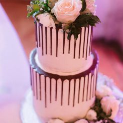 Drip Wedding Cake, Sanelas Tortenwelt, Hochzeitstorten, Vintage Wedding Cakes, Semi-Naked Wedding Cake, Elegant Wedding Cake, Cupcakes33
