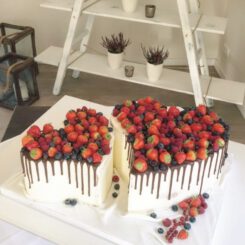 Herz Torte, Obst Torte, Fruit Wedding Cake, Heart Wedding Cake, Sanelas Tortenwelt, Wedding Cake, Hochzeitstorte, Bückeburg, Hannover