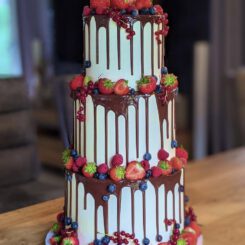 Sanelas Tortenwelt, Fruit Wedding Cake
