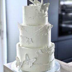 Sanelas Tortenwelt, White Butterfly Wedding Cake, Hochzeitstorte, Bückeburg, HannoverIMG-9221
