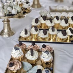 Sanelas Tortenwelt, Sweet Table, Cupcakes, Macarons, Cakesicles, Cakepops, Donuts, Wedding Cake, Hochzeitstorte, Bückeburg, Hannover