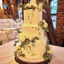 Sanelas Tortenwelt, Hochzeitstorten, Wedding Cakes, Vintage Wedding Cake, Vintage Hochzeitstorte, Semi Naked Wedding Cake, Naked Cake, Cupcakes, kunst, Bückeburg, Minden, Hannover, Bad Nenndorf, Bielefeld, Hameln, Rinteln, Uchte, Hof Frien, Stadthagen, Häserhof, Gasthof Vehlen, Altes Zollhaus, Brüngers Landwirtschaft, GOP Bad Oeynhausen, Häserhof, Hof von Laer, Hotel Bad Minden, Kaiser Wilhelm, Kloster Möllenbeck, Kupfersaal Petershagen, Morhoff Petershagen, Rittergut Remeringhausen, Scarabeo Minden, Schloss Bückeburg, Schloss Ovelgönne, Schloss von Hammerstein, Schäferhof Rusbend, Weserscheune Buchholz, Zum Wilden Schmied Bad Oeynhausen
